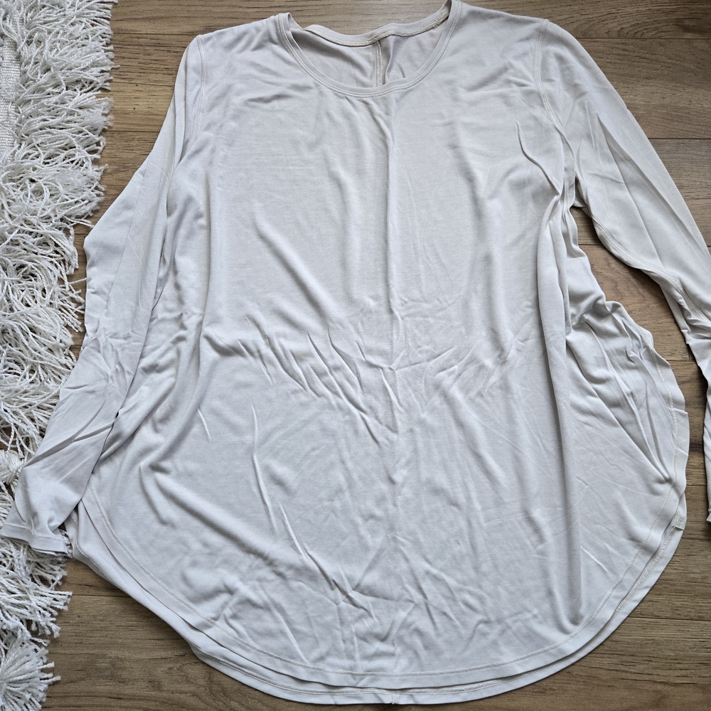 Lululemon Athletica White Long Sleeve Blouse with Mandarin Collar